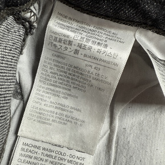 Levis Jeans Womens 24 Black Wedgie Skinny Straight Raw Hem Button Fly Stretch - Picture 7 of 15
